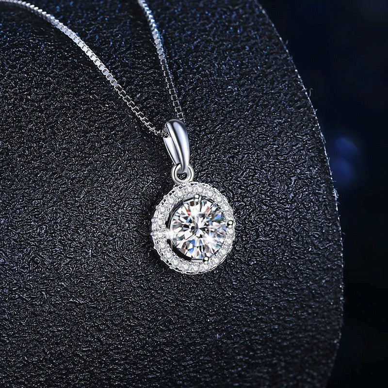 Halo Round Moissanite Pendant (.6 CT. VVS1)